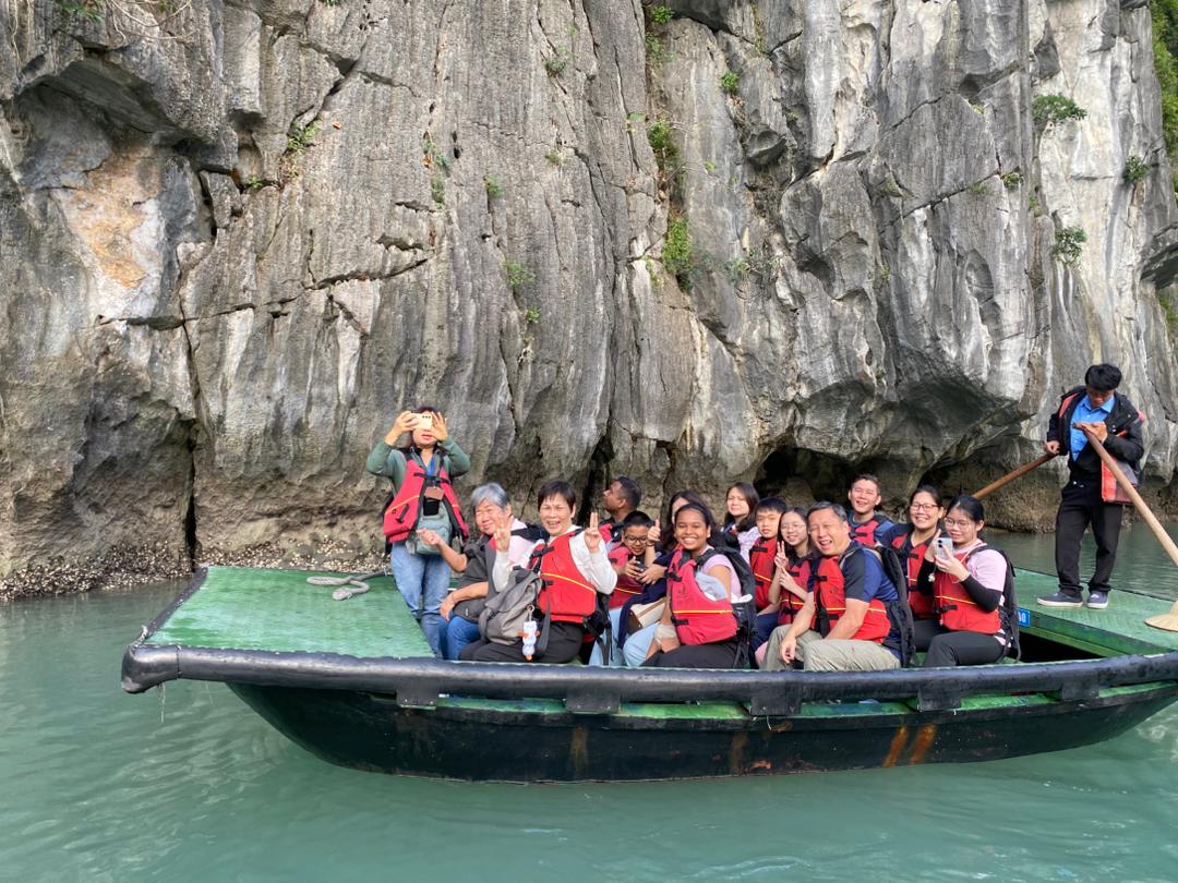 Enjoy The Stuning Scenery with limestone karsts